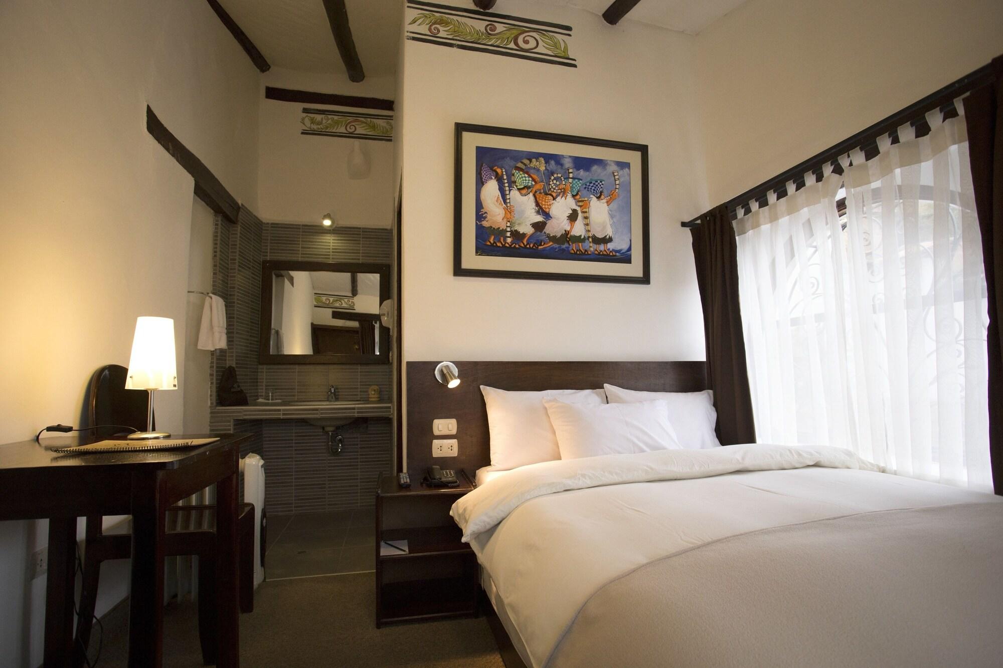Hotel Encantada Casa Boutique 3*